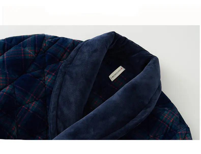 Plush Mid-length Female Bathrobe Home Service