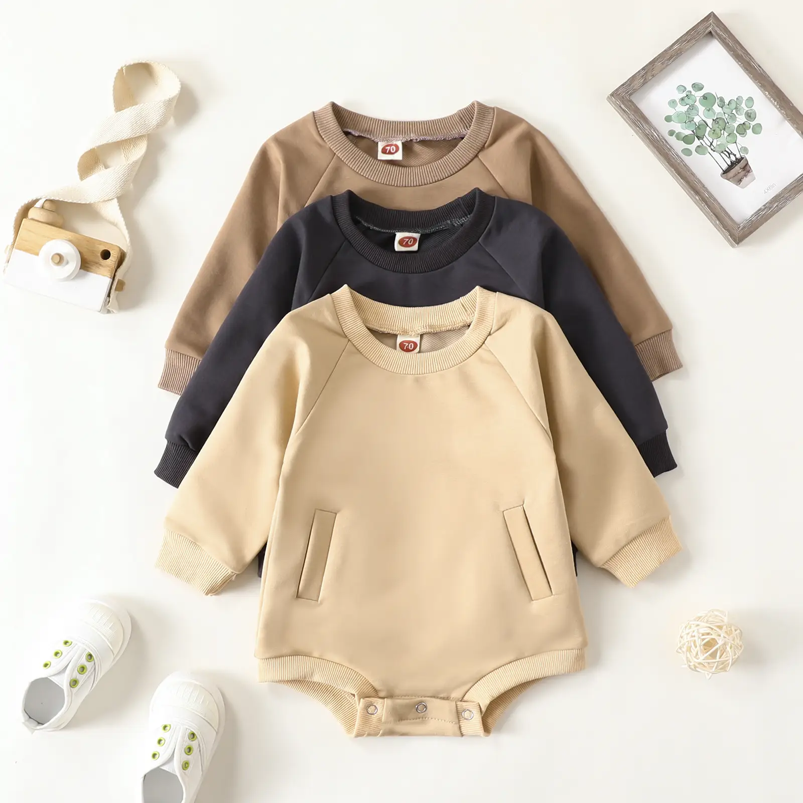 Autumn Solid Color Baby Clothes Are Available In Three