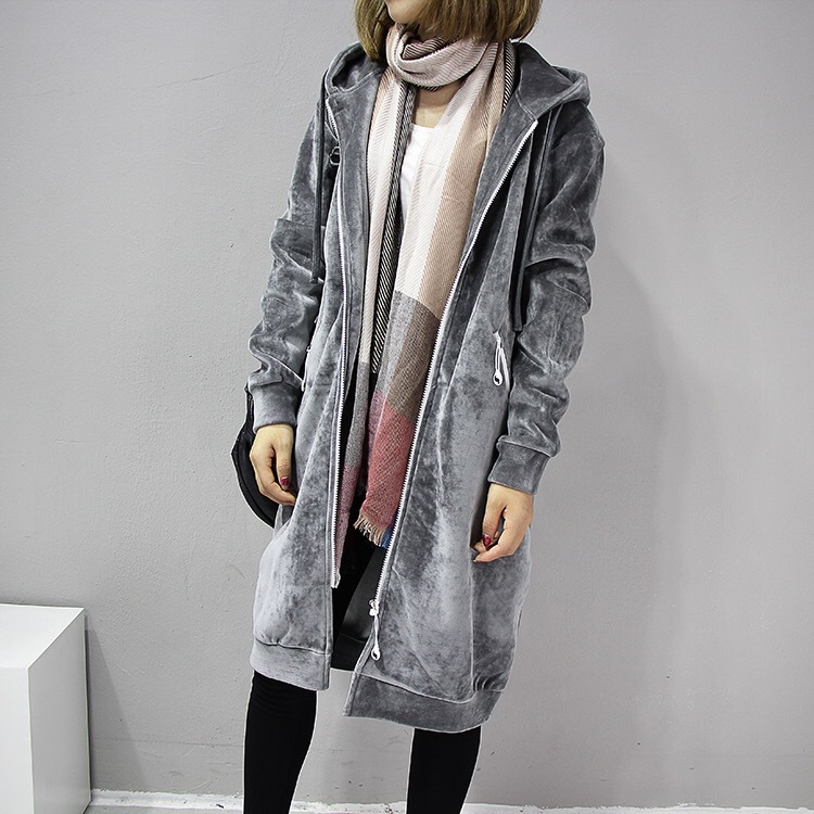 Title 4, Student hooded thickened top