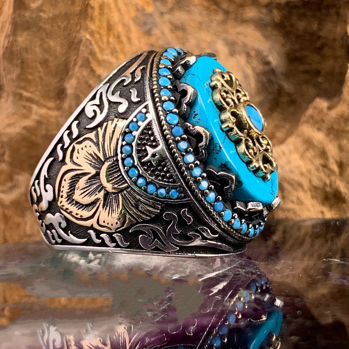Turquoise Gemstone Embossed Pattern Ring