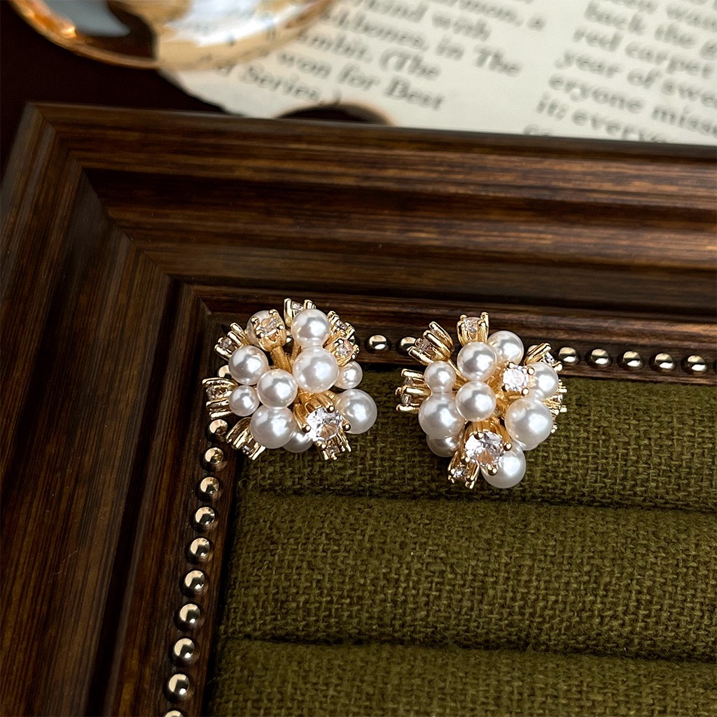 Retro Heavy Industry Floral Earrings Women Silver Needle Zircon Studs Vintage Luxury Gift