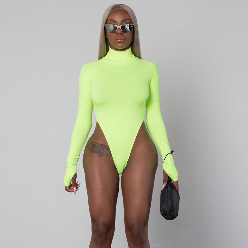 Title 3, Slim-fit slim turtleneck bodysuit