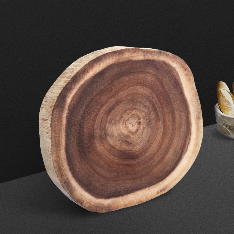 Title 3, Round double-sided log cutting board