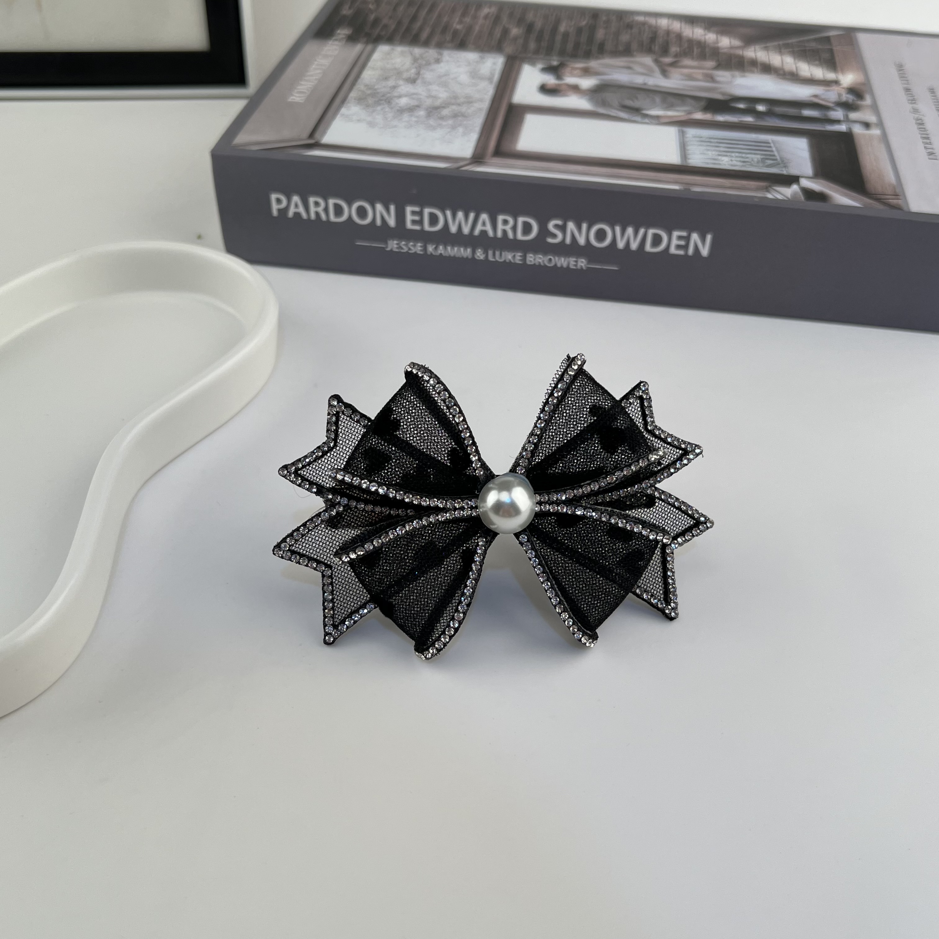 Bow Knot Rhinestone Edging Mesh Hairpin