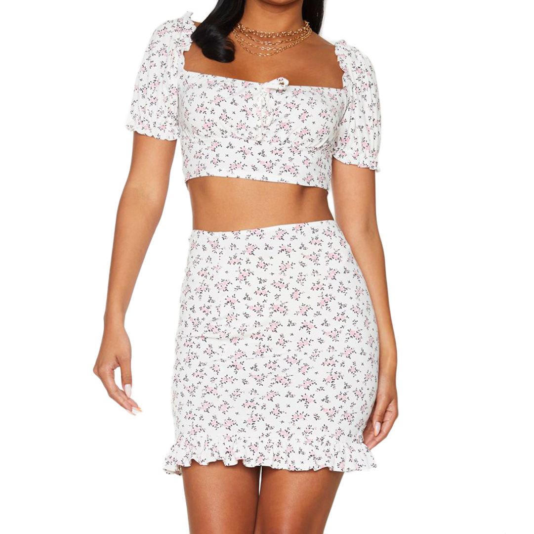 Sexy Off-Shoulder Cropped Top And Casual Short Skirt Suit