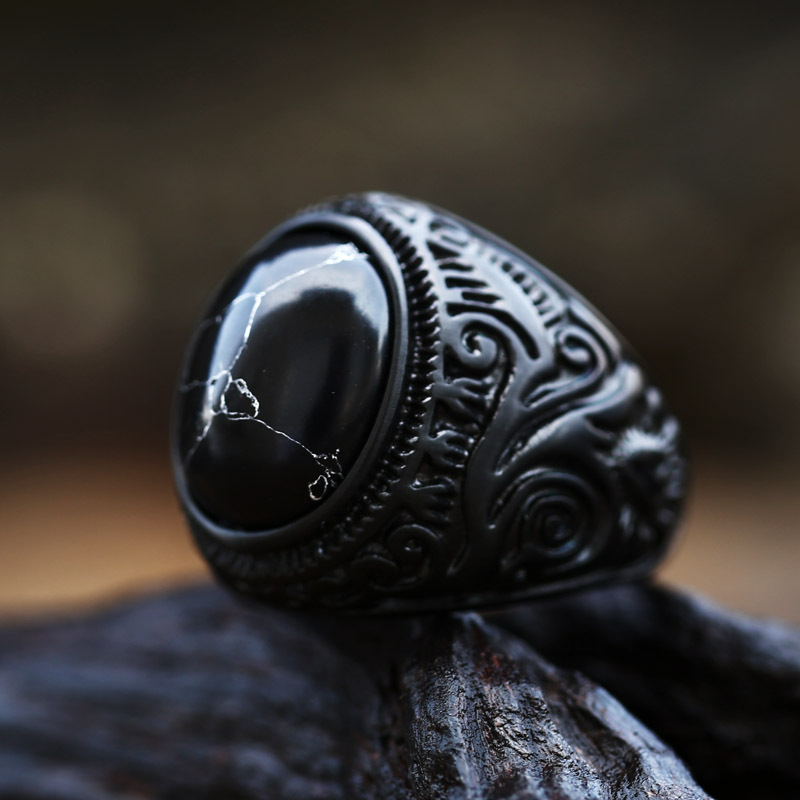 Title 6, Anillo vintage de acero inoxidable grabado con ...