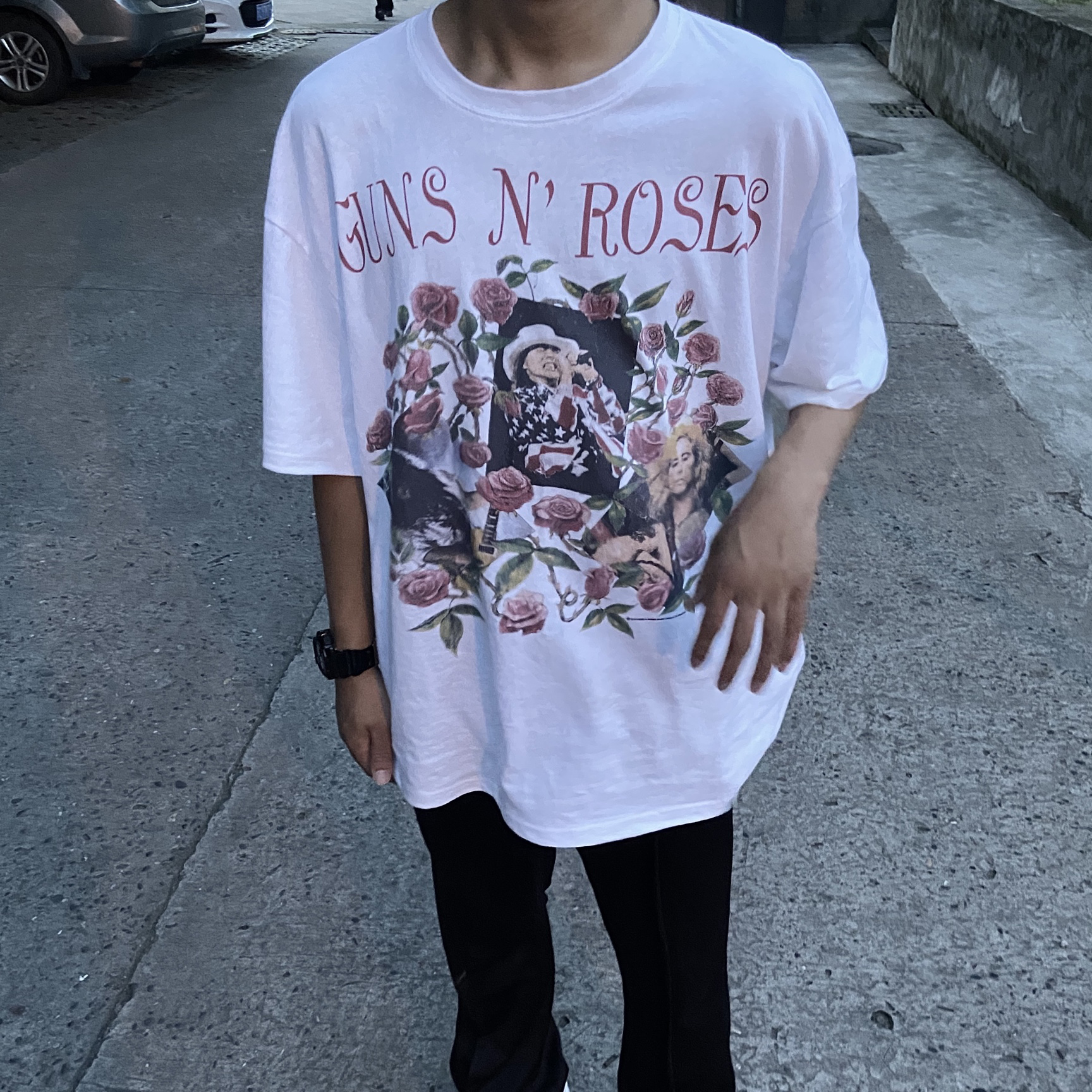 Title 3, Rose Rock Lockere Kurzarm-T-Shirt Entdecke den ...