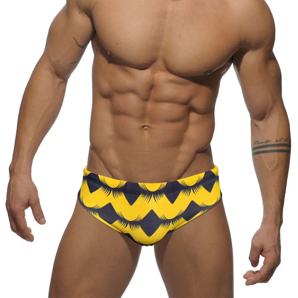 Men's European And American Skinny Swimming Trunks