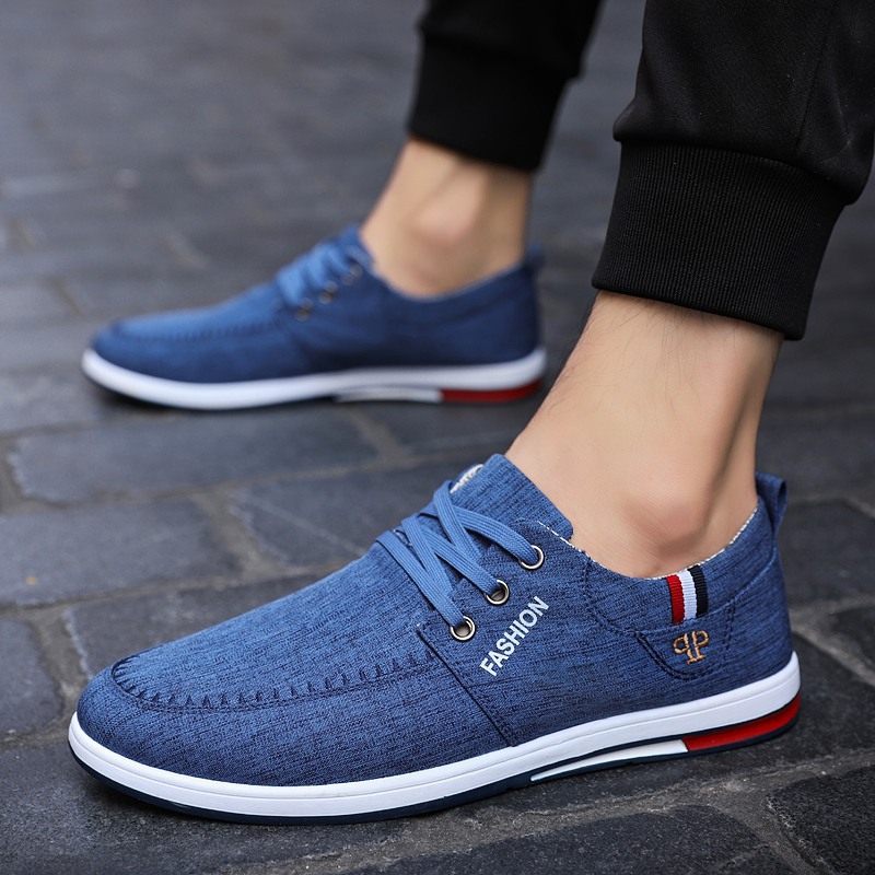 Title 11, Trendy casual shoes