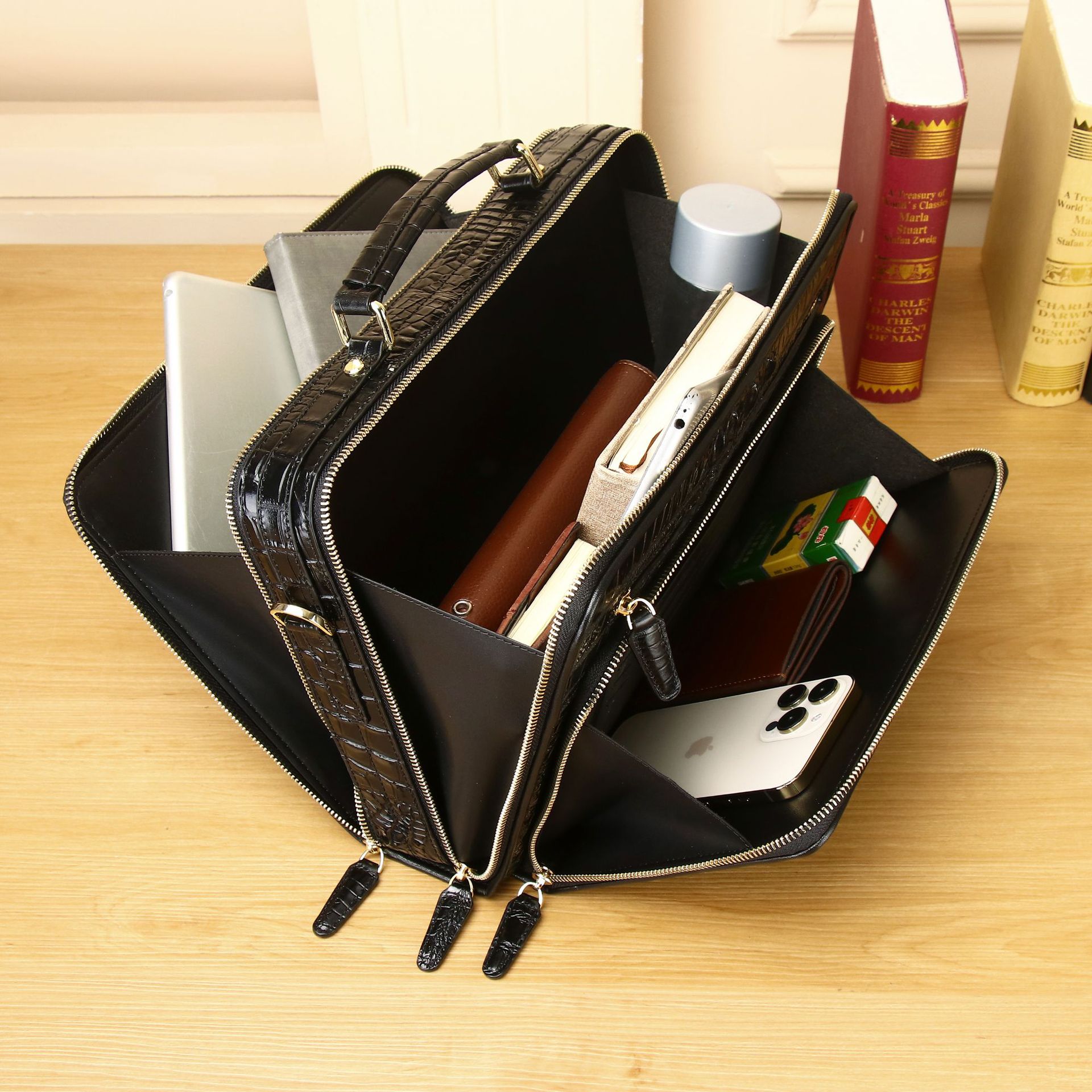 Large Capacity Men's Business Computer Handbag - Image 10