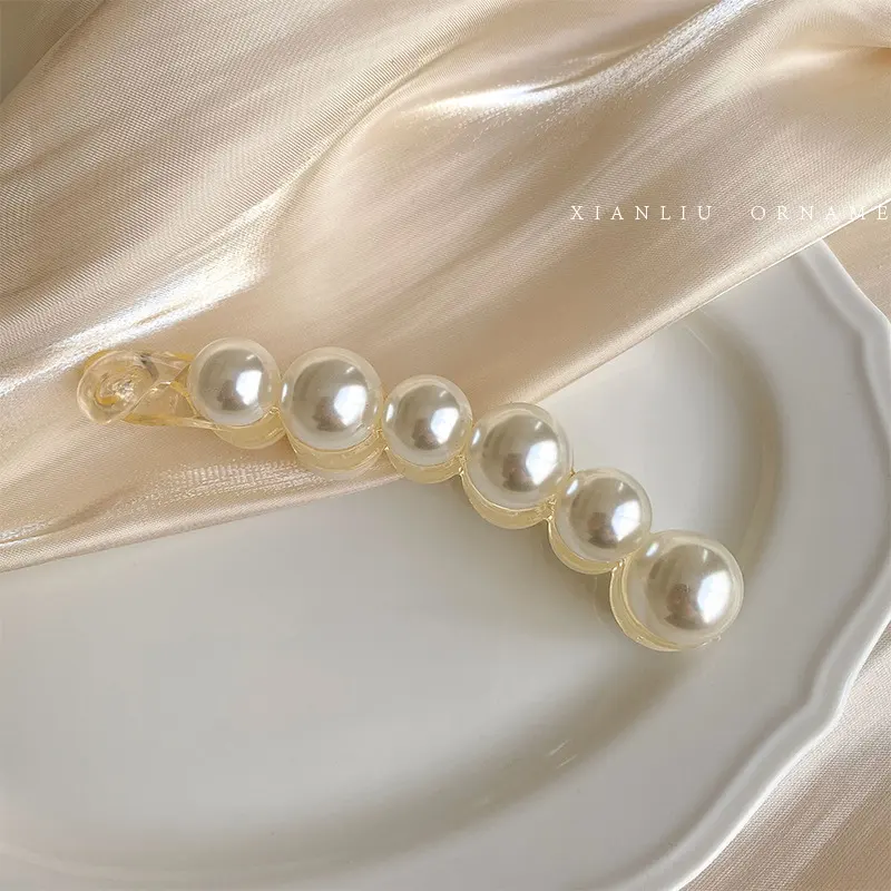Horsetail Clip Banana Large Pearl Hair