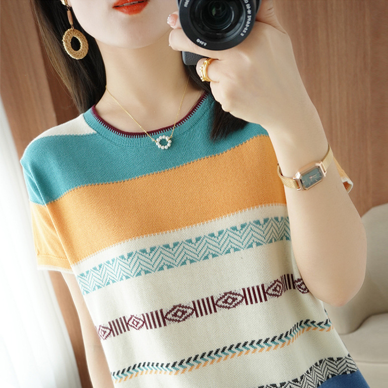 Title 7, Womens Contrast Color Rainbow Striped Sweater....