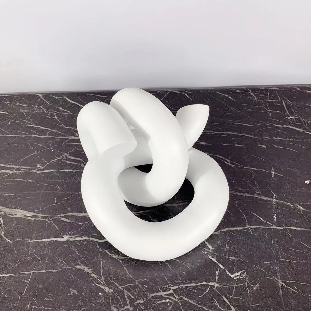 White winding paperweight ornaments