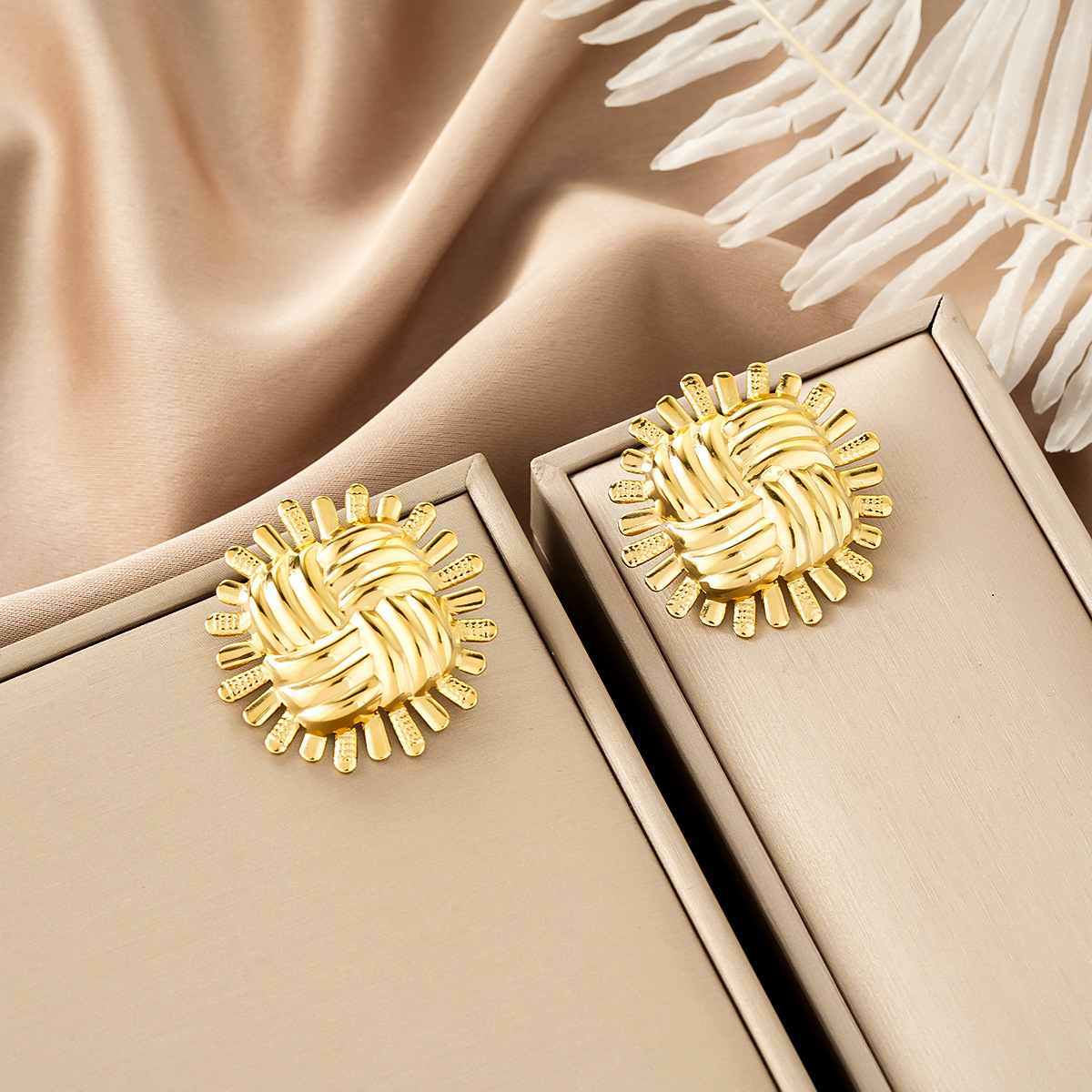 Style 40-1 Pair preview