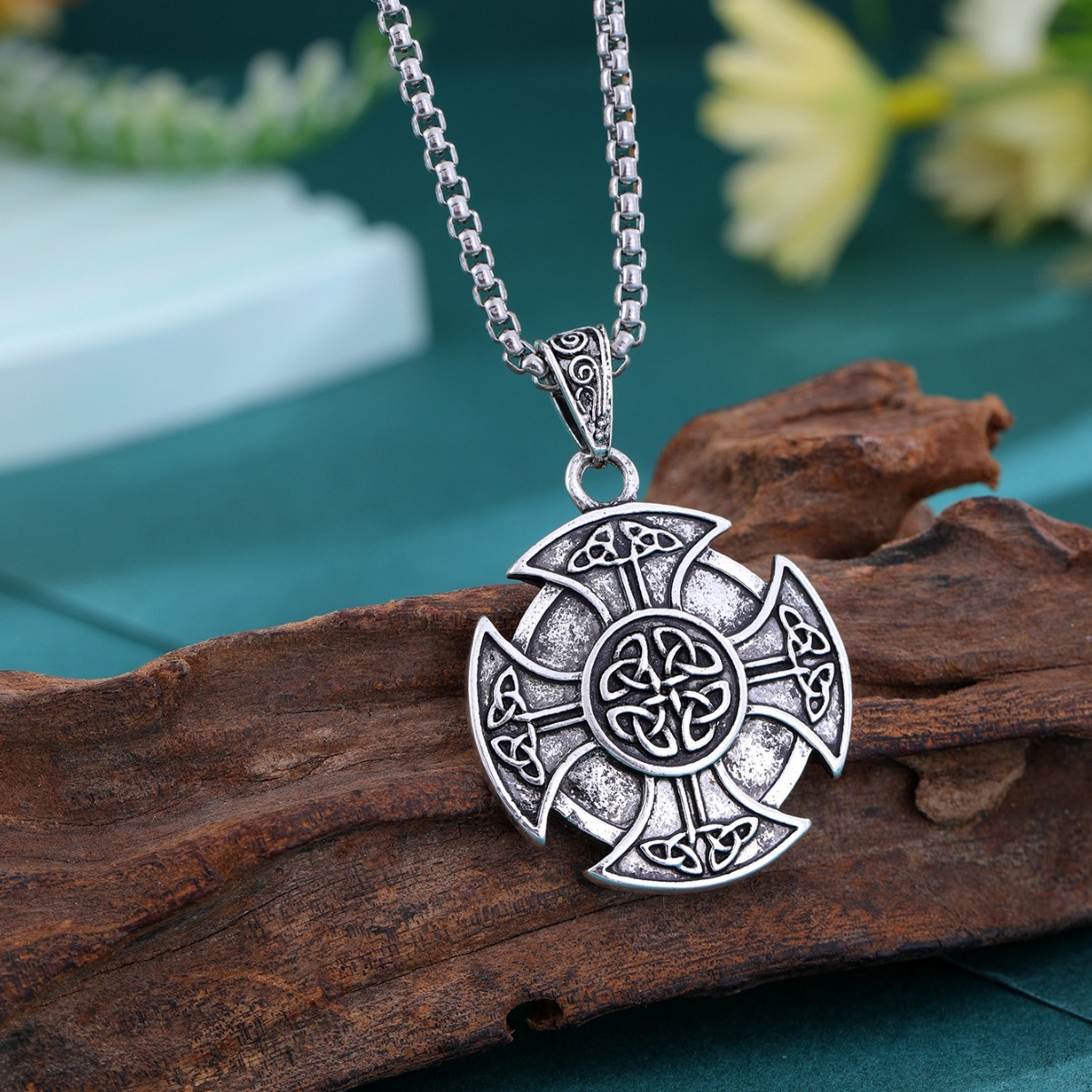 Vintage Viking Eternal Compass Zinc Alloy Pendant