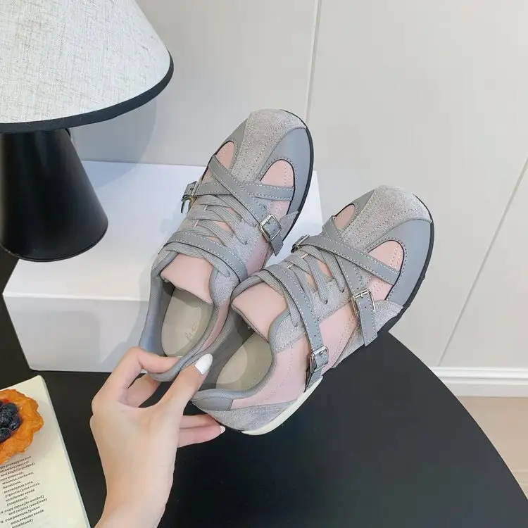 Retro Sweet Cool Color Blocked Thick Soled Board Shoes For Women, 2026 Autumn New Style Strap Ballet Training Shoes, Casual Forrest Gump Shoes