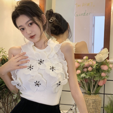 Sweet Spice Sleeveless Three Dimensional Flower Camisole White - Shop at LoveMi