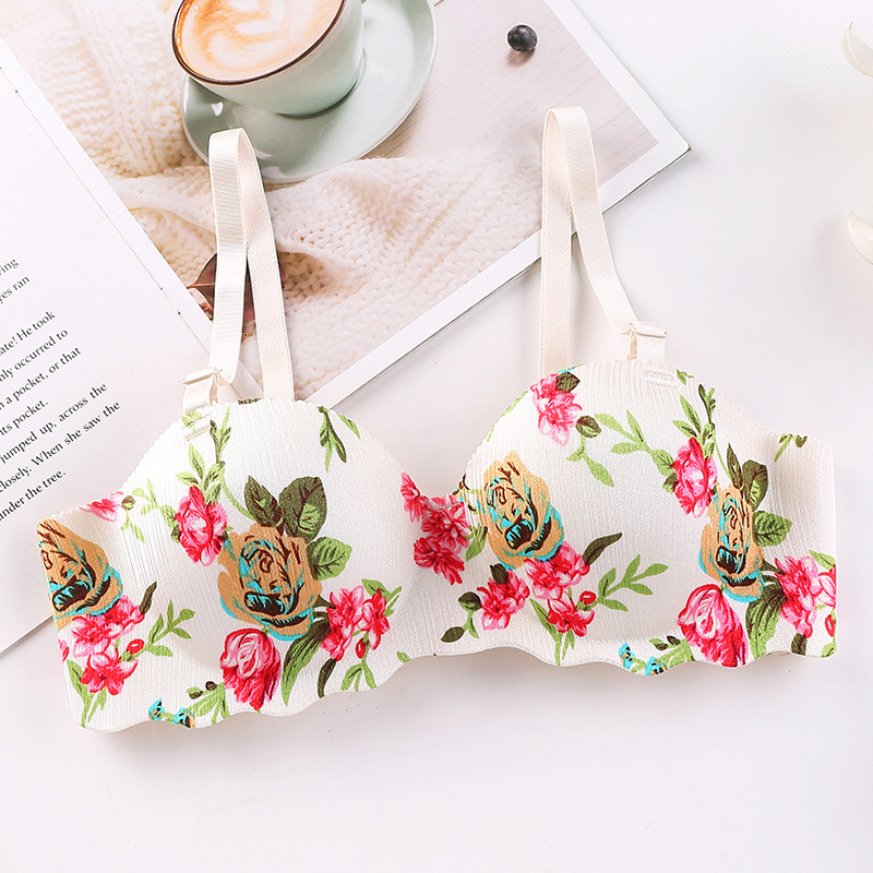 Women's Fashion One Piece Gathered Underwear Without Steel Ring Adjustable Shoulder Straps