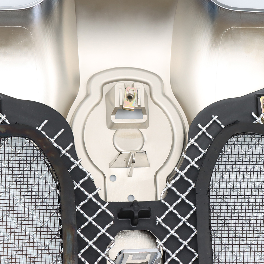Grille Compatible With 2023  Kenworth T680 CHROME WITH BUGSCREEN  ASSEMBLY — foto 2