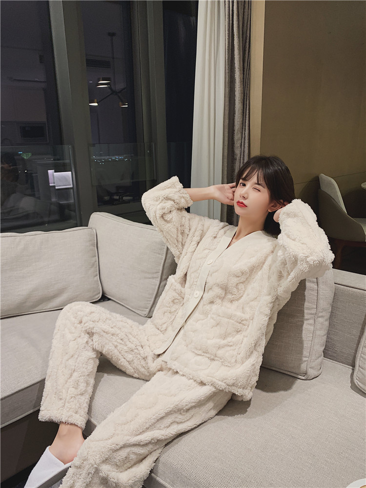 Two-piece Thick Warm Flannel Home Service