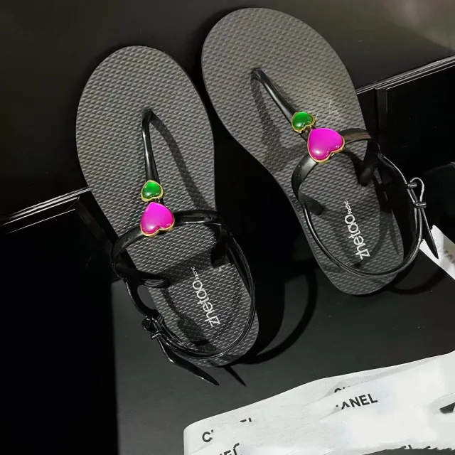 Sandals Flat Soles Solid Colors Versatile Super Comfortable Black - Shop at LoveMi
