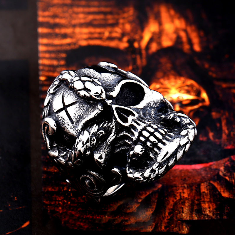 Bague Crâne Croix — vue 3