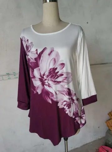 New Digital Printing Round Neck 7 Point Sleeve T Shirt Wine Red - Shop at LoveMi