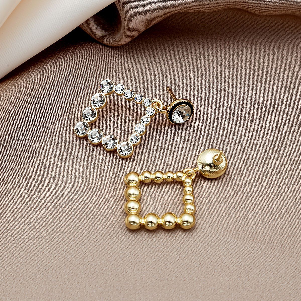 Silver Needle Ins Cold Wind European And American Fashion Geometric Rhombus