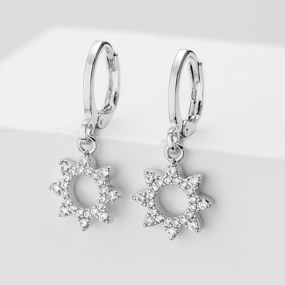 New Trendy, Exquisite, Small And Micro-inlaid Zircon Earrings Temperament Earrings