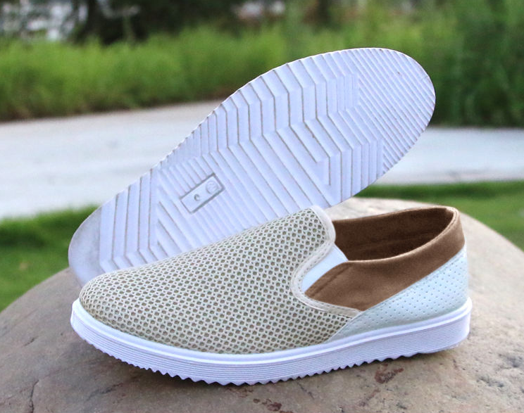 Title 3, Breathable deodorant casual shoes