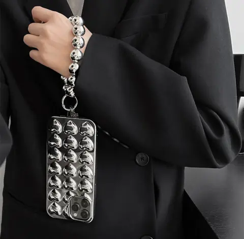 Niche Premium Silver Chain Three-dimensional Love for Apple Phone