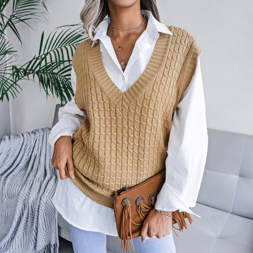 Title 2, V-neck Twist Casual Loose Knit Sweater Vest