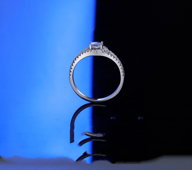 Sterling Silver 925 Moissanite Ring D