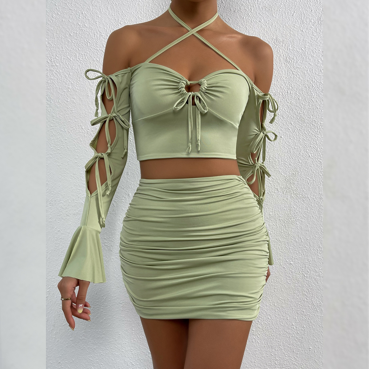 Women's Two-piece Long-sleeved Low-cut Lace-up Flared Sleeve Hip Skirt