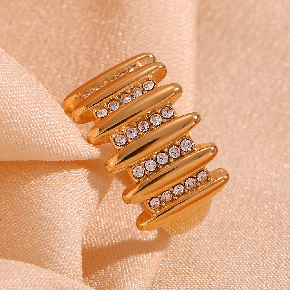 18K Gold Creative Rhinestone Baguette Ring