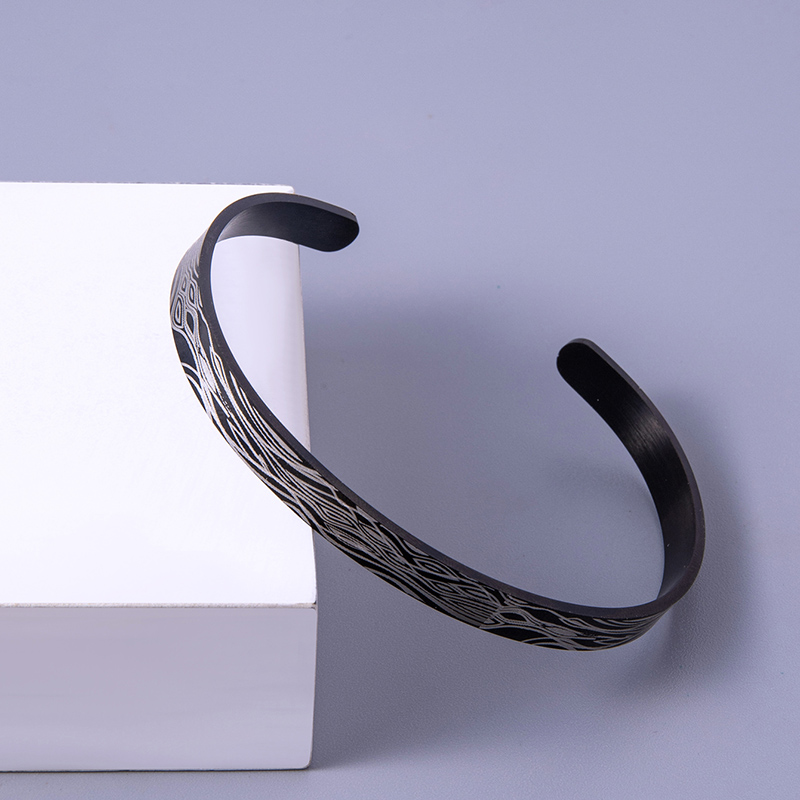 Hip Hop Geometric Pattern Stainless Steel Cuff Bracelet