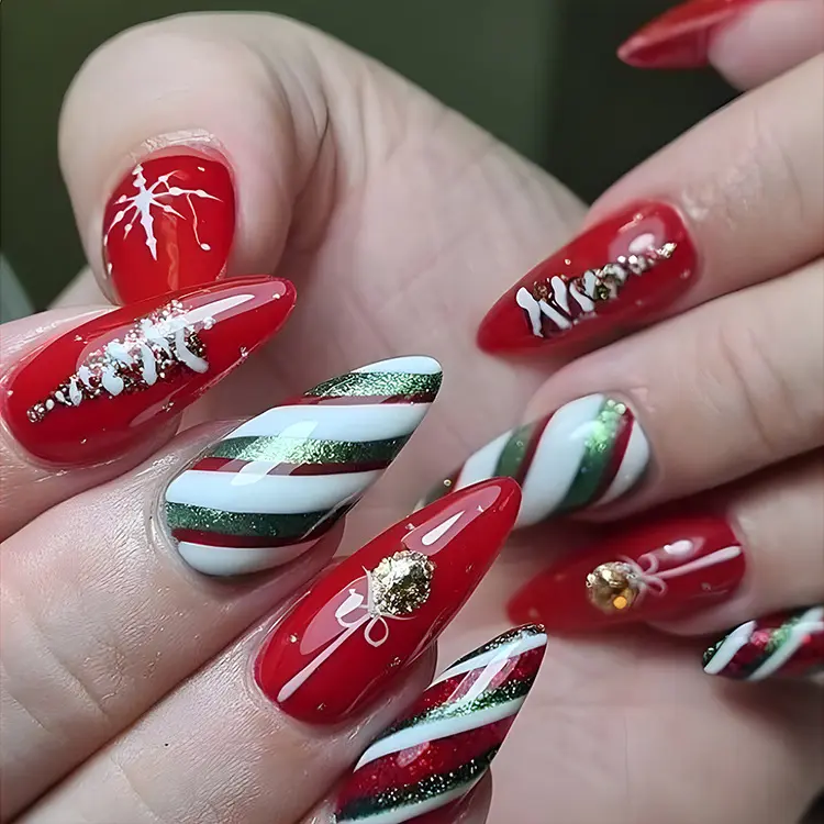Christmas False Nails Hat Striped Snowflake Nail
