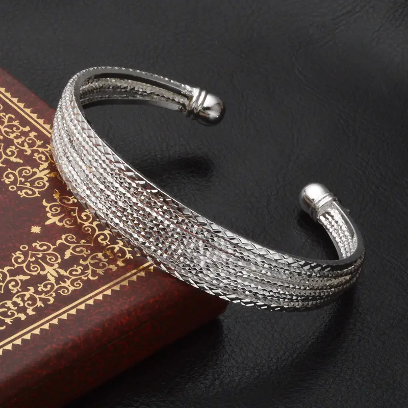 Antique Silver Plated Floral Thread Bracelet