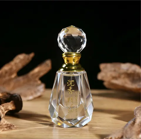 Natural Agarwood Essential Oil Ebony Oil Bulk Export