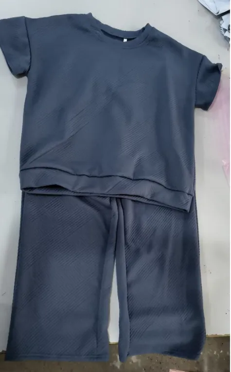 Solid Color Texture Casual Fashion Women's Wear Short-sleeved Trousers Two-piece Set - Dark Gray