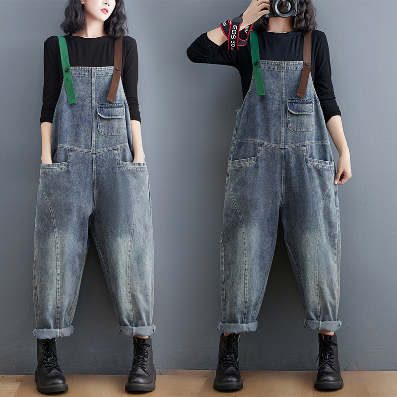 Title 10, Fat Sister Clash-colored Shoulder Strap Jeans O...