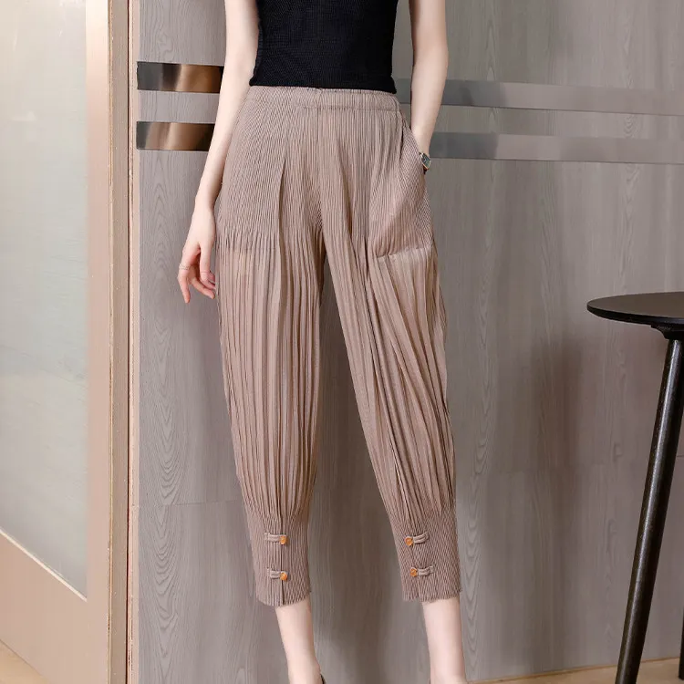 Sagging Small Feet Lantern Pleated Trousers For Women - Camel