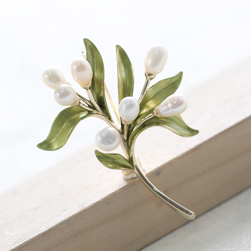 Title 5, Natural Freshwater Pearl Olive Branch Brooch Gr...