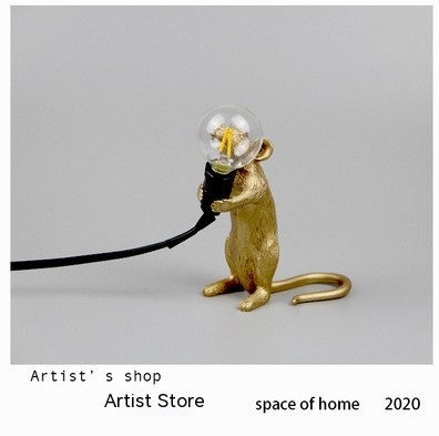 Golden Standing Mouse