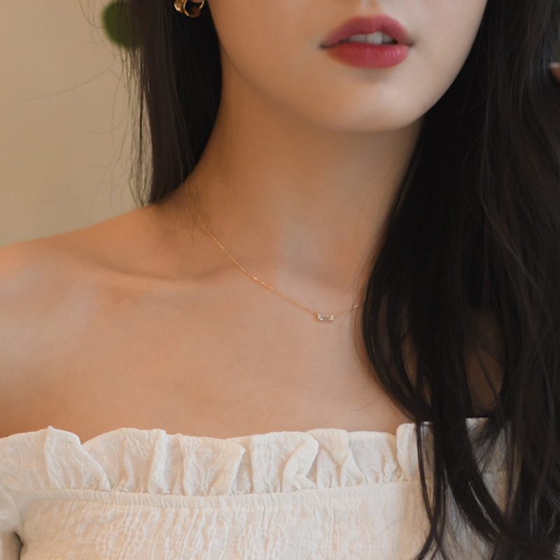 Women's Temperament Fashion Crystal Pendant Necklace