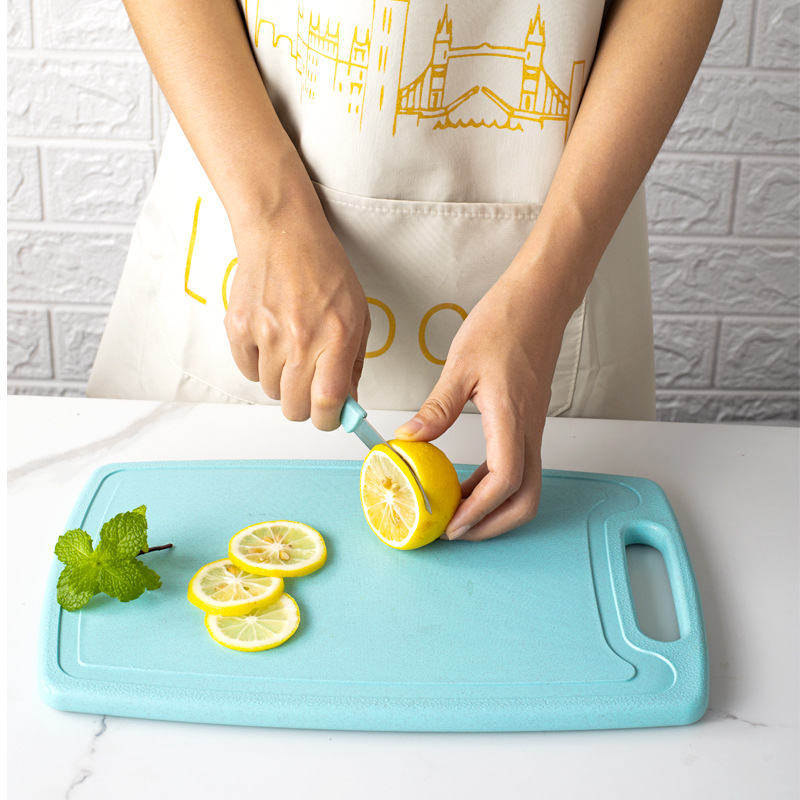 Title 2, Kitchen Knife Cutting Board Fruit Knife Three-p...