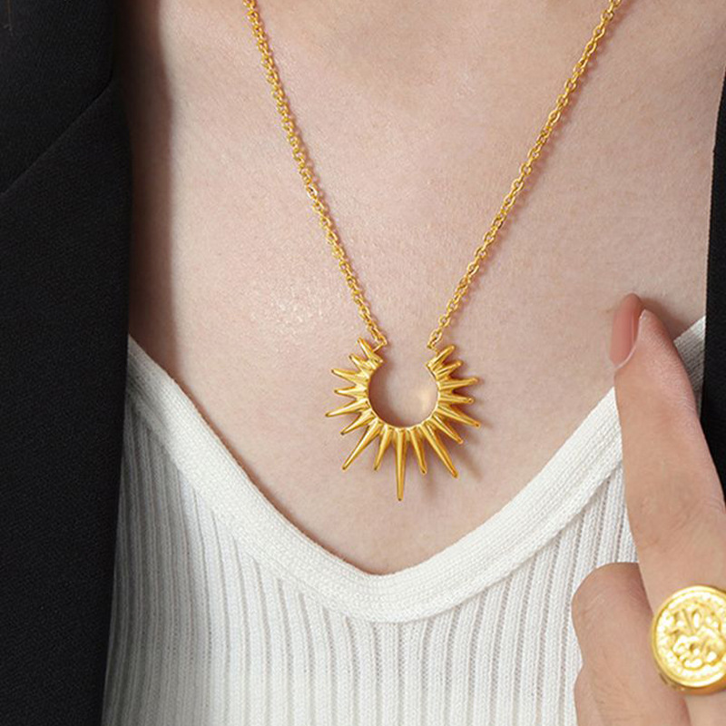 Vintage Sunflower U-shaped Stainless Steel Necklace
