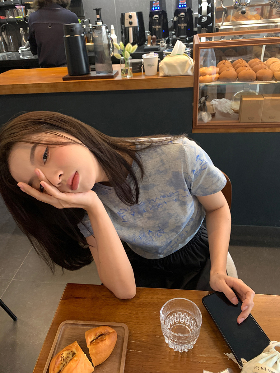 Round Neck Babes Wear Short Sleeves For Students