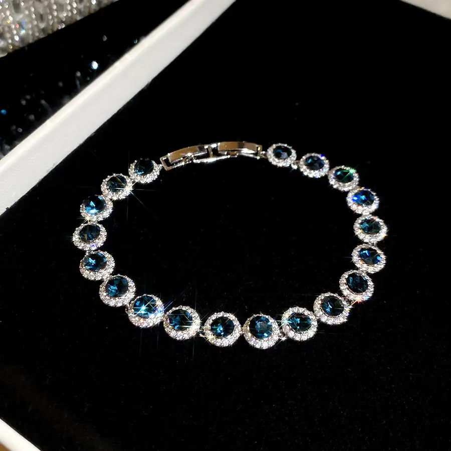 Ins Style Diamond-shaped Zircon Bracelet Ethereal Shiny Bangle Eye-catching Fashion