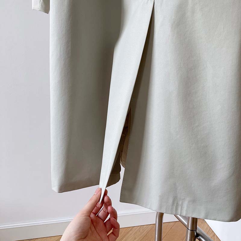 British Mid-length Below-the-knee Trench Coat Girl